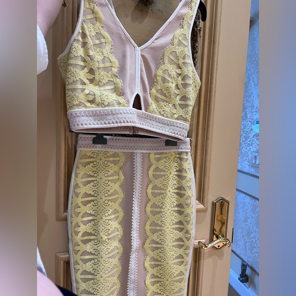 Endless rose skirt set